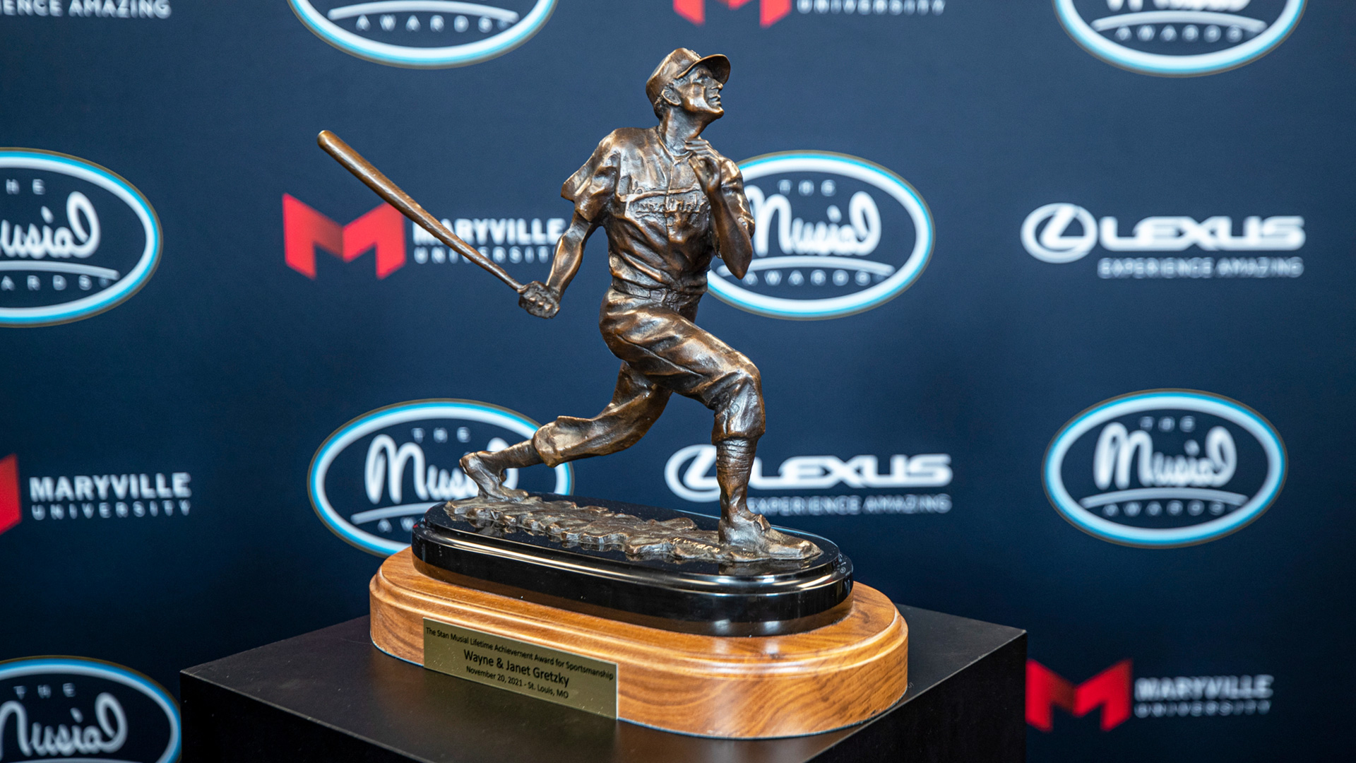 Stan Musial Awards trophy
